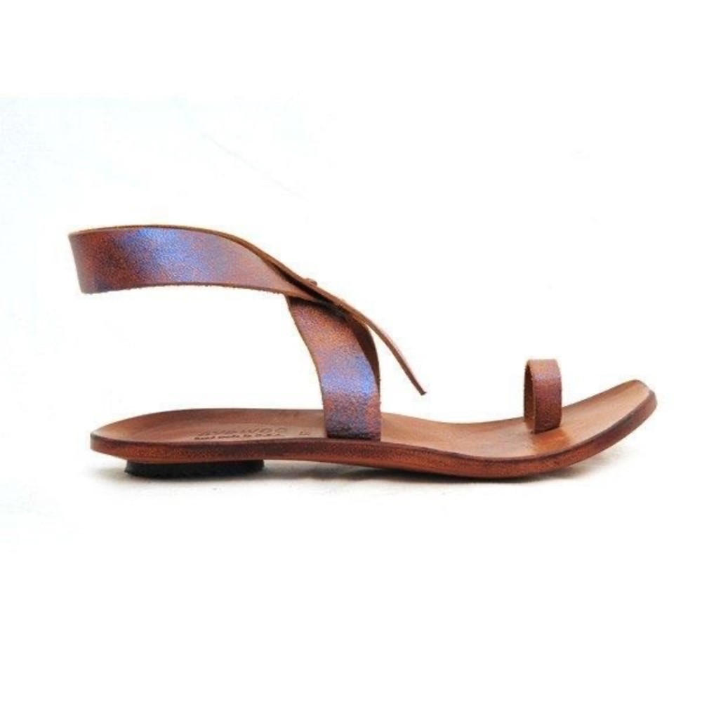 Cydwoq Sandals